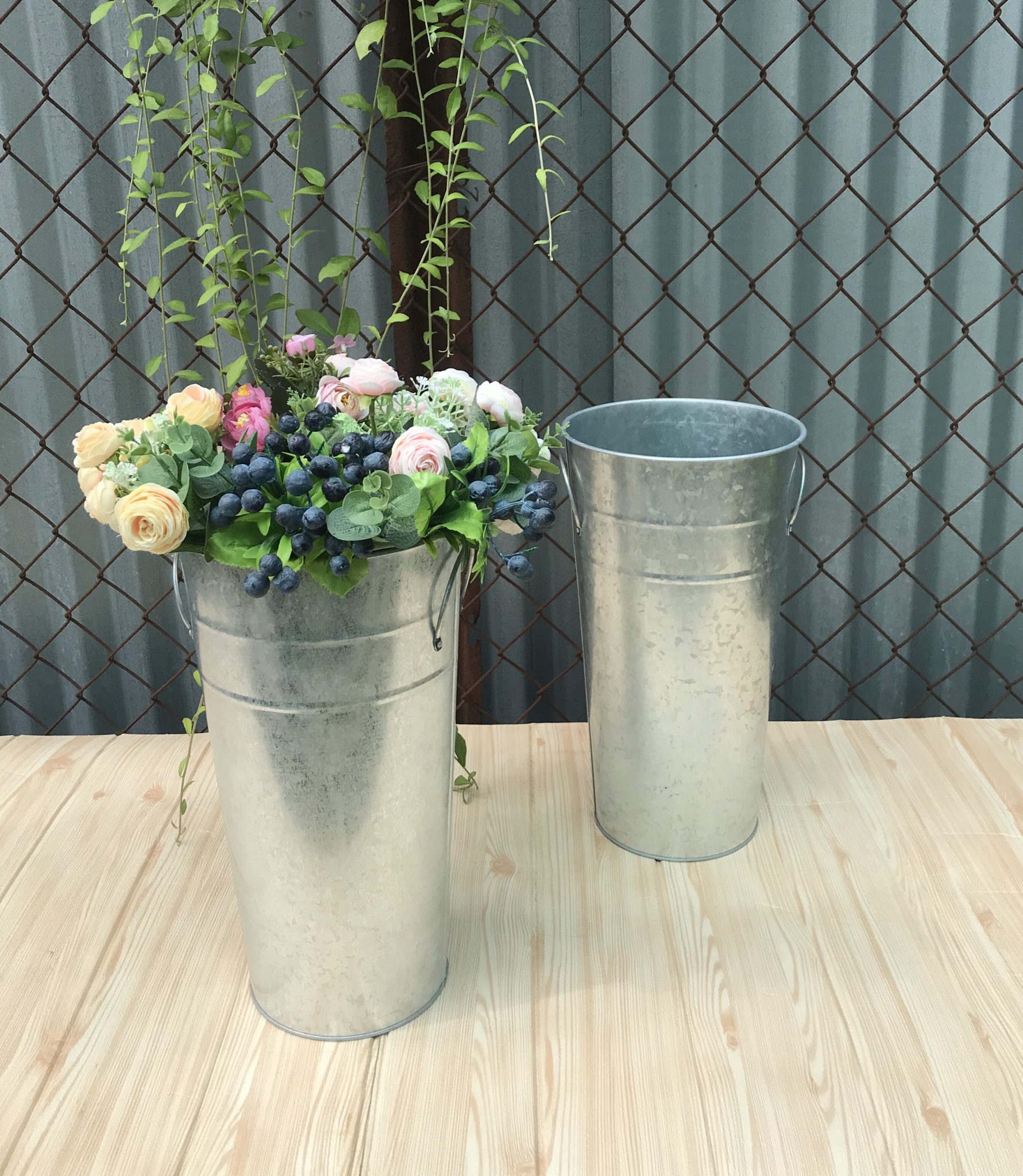 Round galvanized pots, long stem, used to arrange fresh flowers, set of